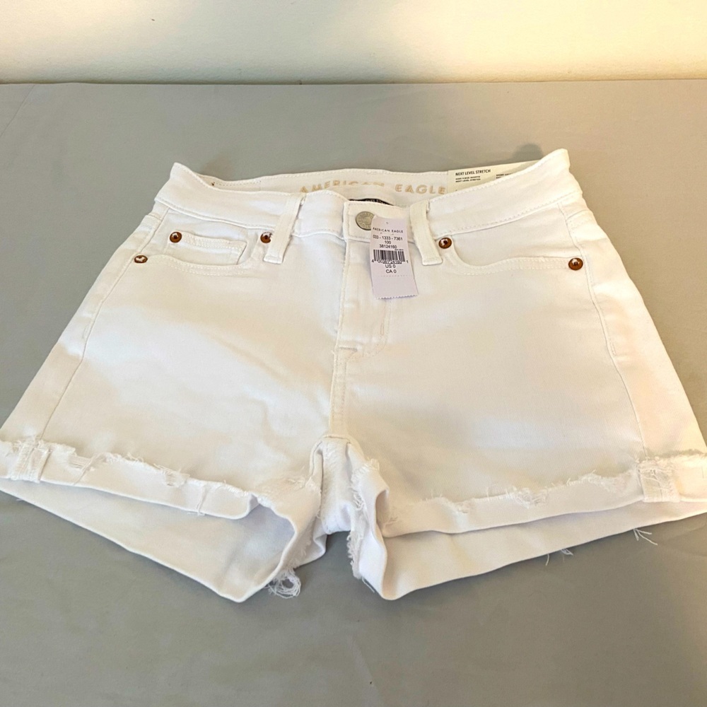 Nwt American Eagle Outfitters High V-Rise Shortie Shorts Next Level Stre…